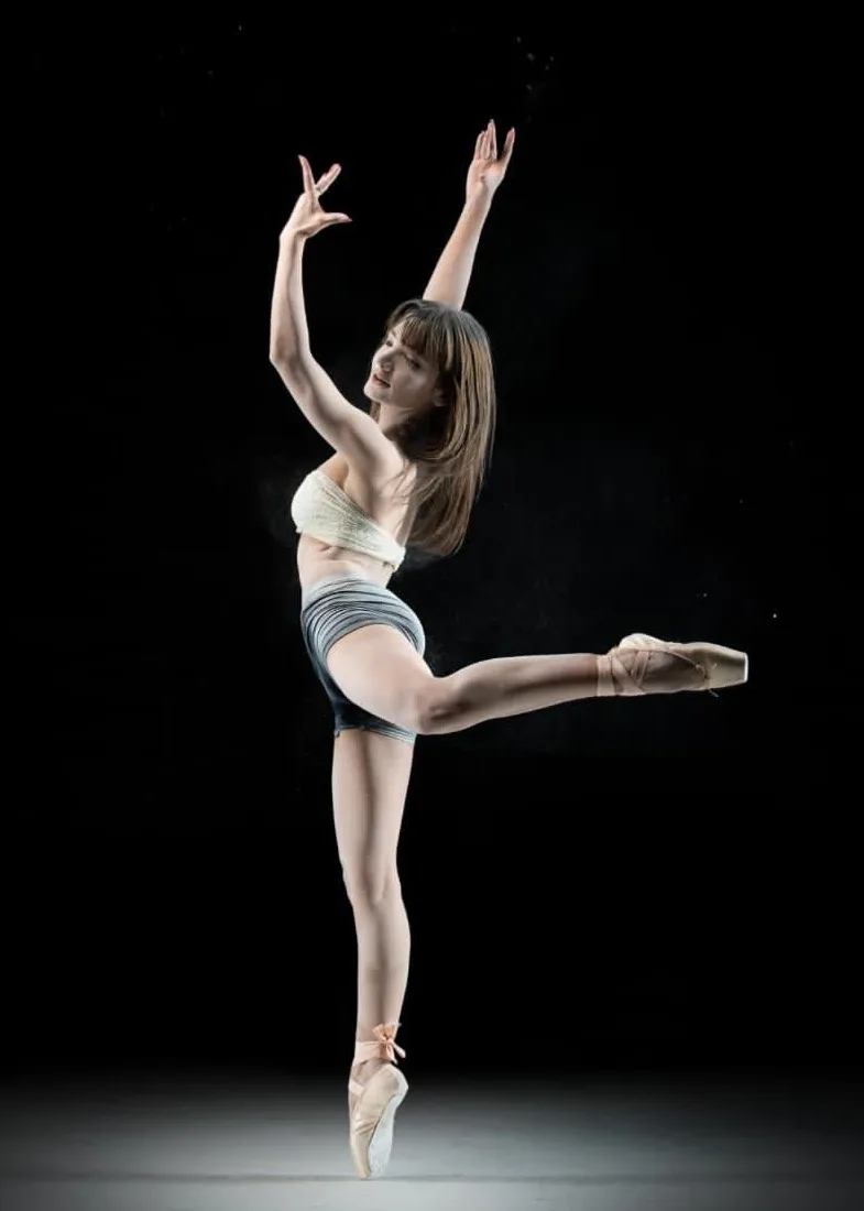 Ballet Class Image 1.webp